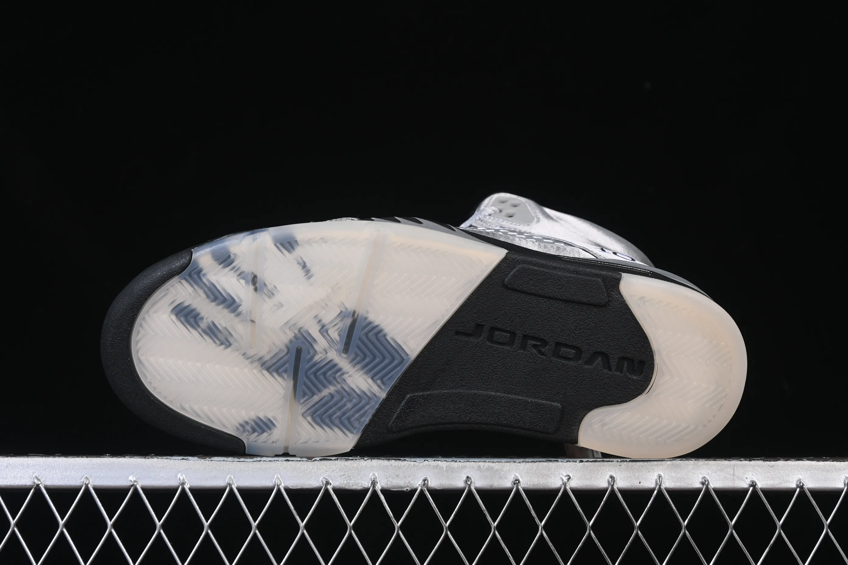 All categories Air Jordan Jordan series basketball shoes Air Jordan 5 P version Air Jordan 5 Retro "Wings" AJ5 Joe 5 silver silk IO2038-001